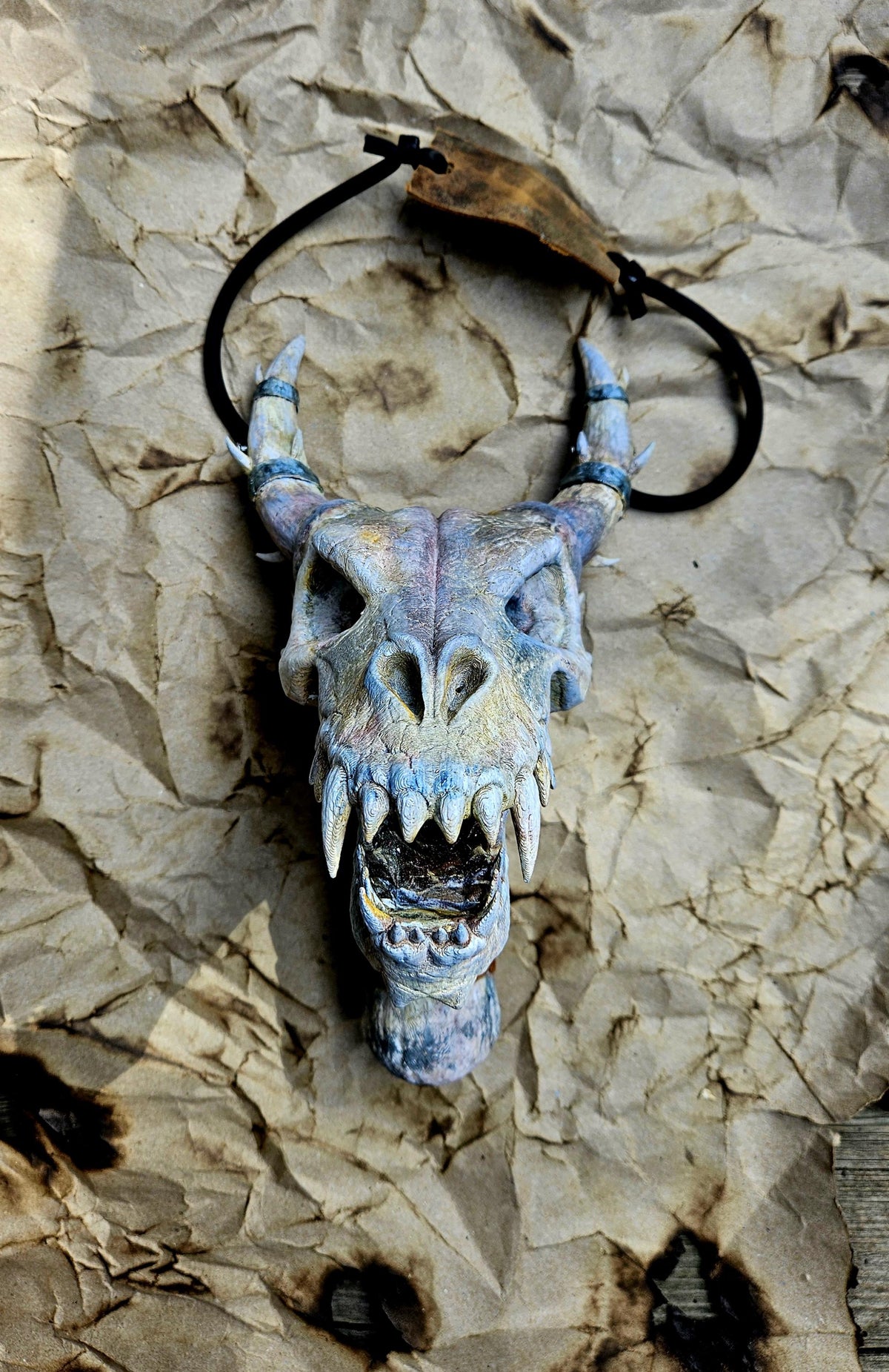 Dragon Skull Slingshot: Bone Howler - Functional Fantasy Relic
