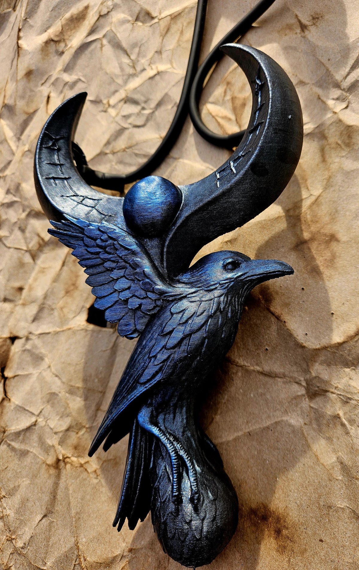 Raven Slingshot: Gothic Crow Design - Functional Fantasy Relic