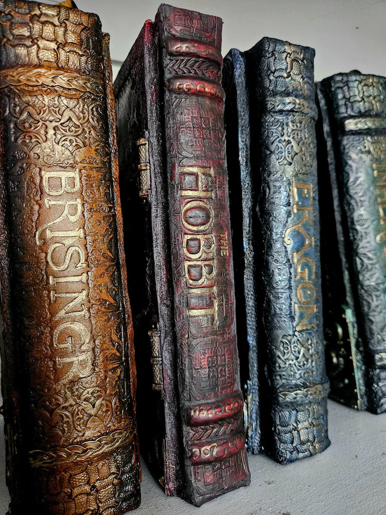 The Hobbit Leatherbound Book | Custom Deluxe Collector's Edition | Smaug Vault Relic - 3rd Anniversary Leather Gift