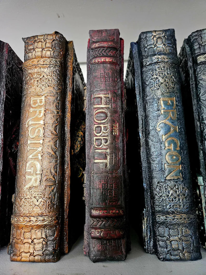 The Hobbit Leatherbound Book | Custom Deluxe Collector's Edition | Smaug Vault Relic - 3rd Anniversary Leather Gift