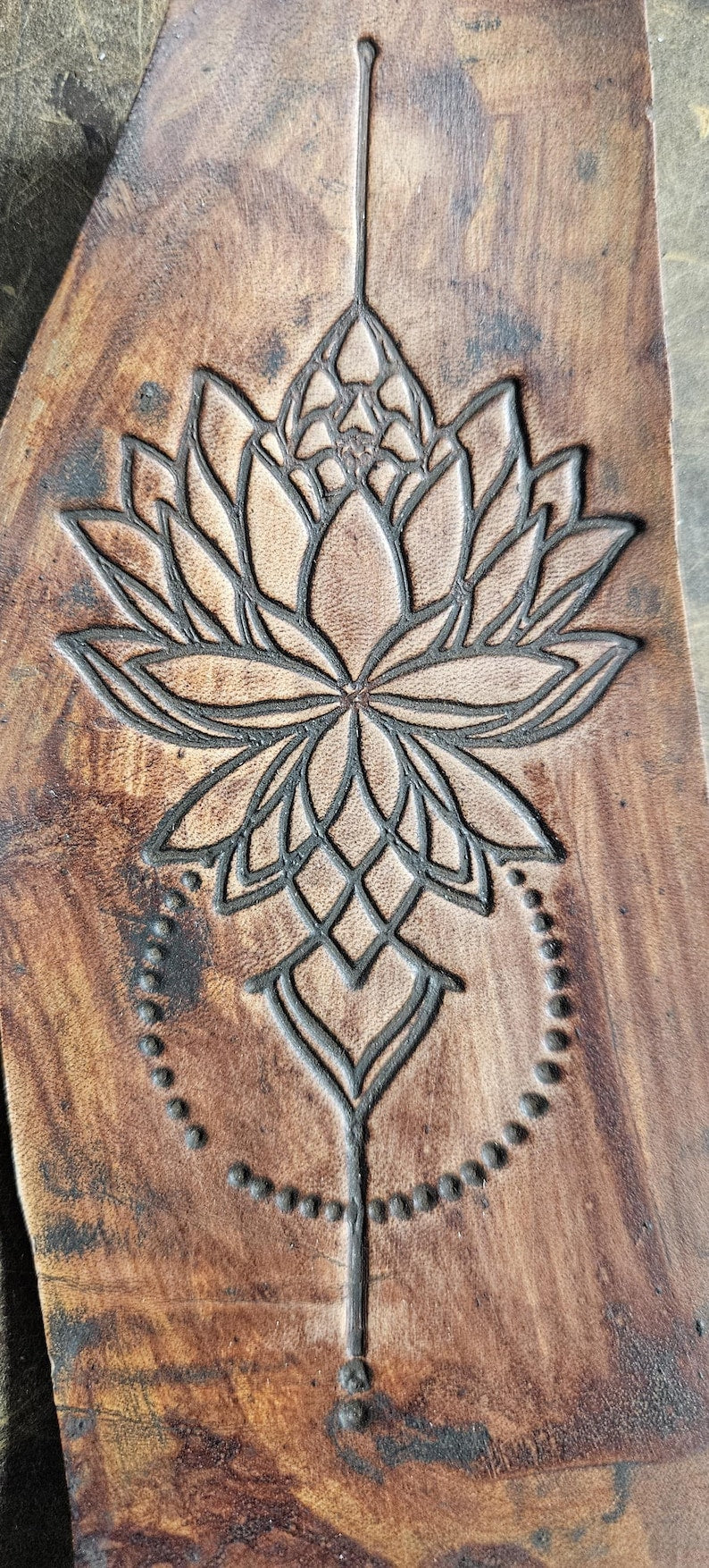 Triple Goddess Moon & Lotus Leather Stamp – Mystical Alchemy Celestial Embosser – Sacred Geometry Hecate Knot Punch – Professional Tool