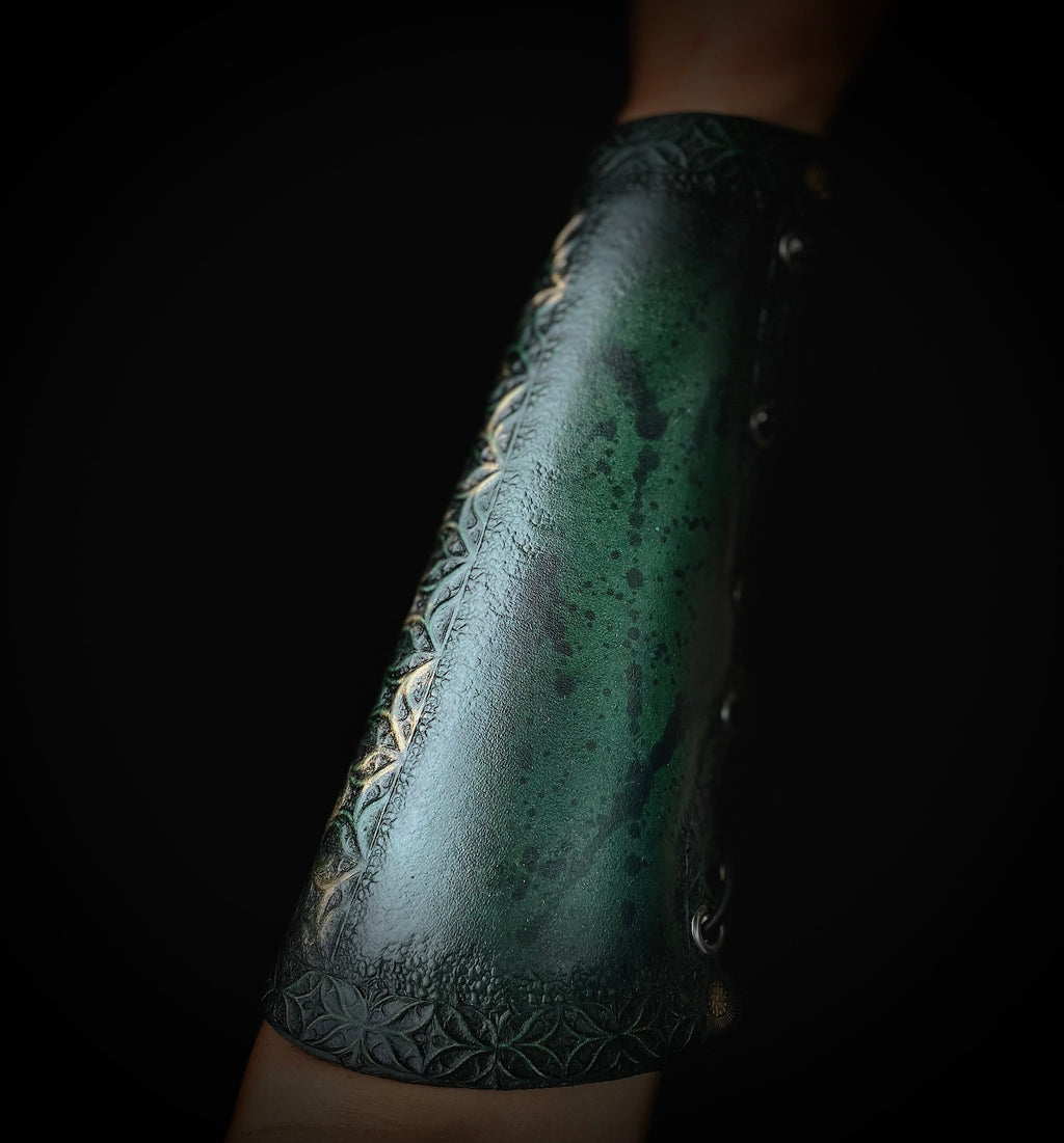 Redeemer - Archery Armguard