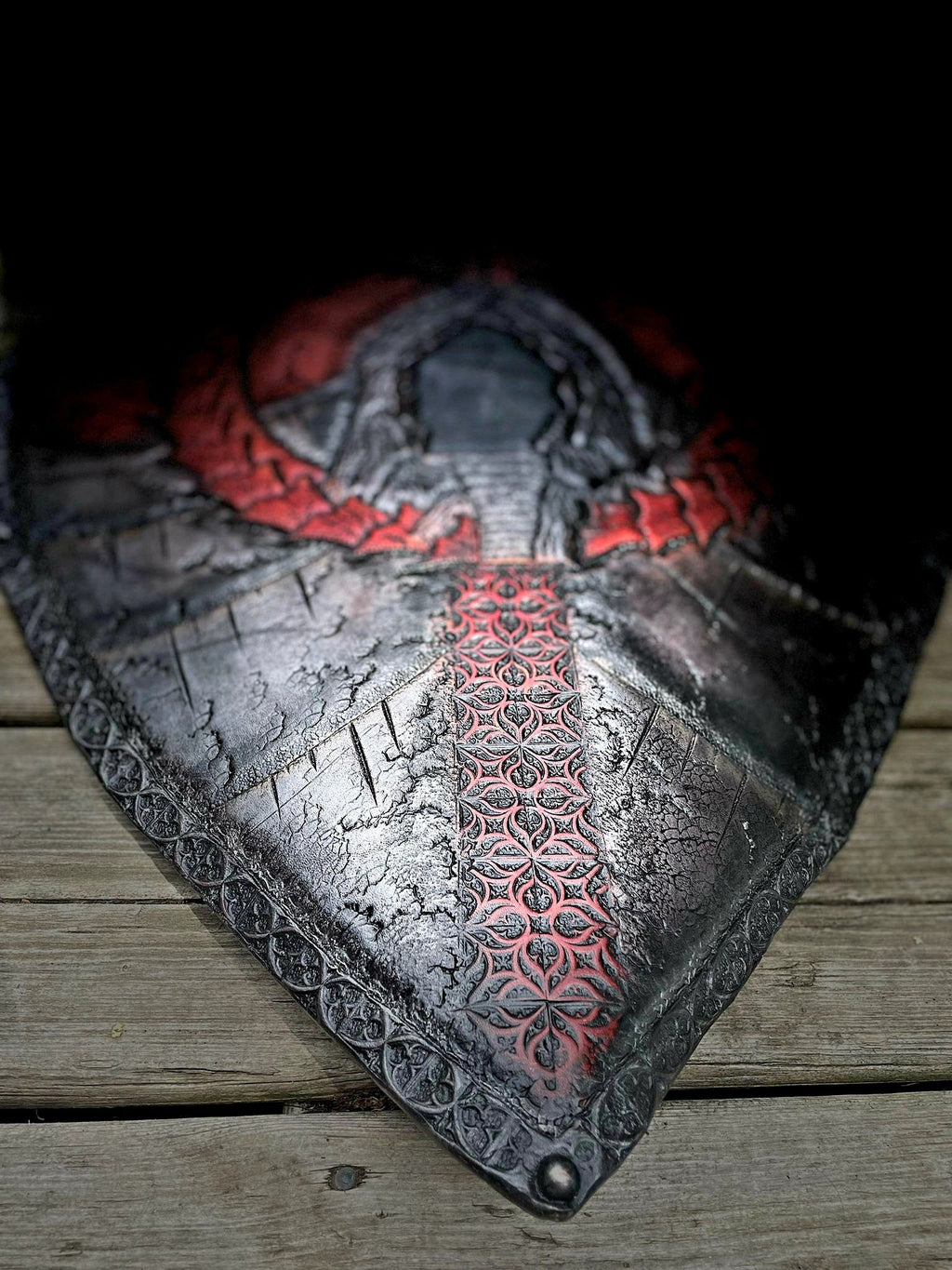 Heirloom Ouroboros Kite Shield