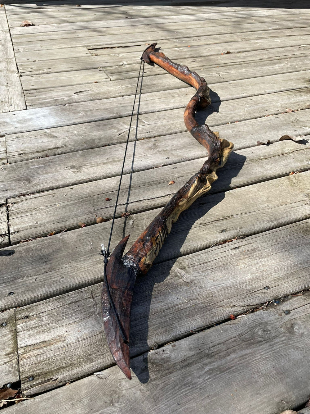 Ancient Bone Bow – Functional Fantasy Recurve Bow | Customizable Grip Sigils | Display-Ready Collector’s Weapon