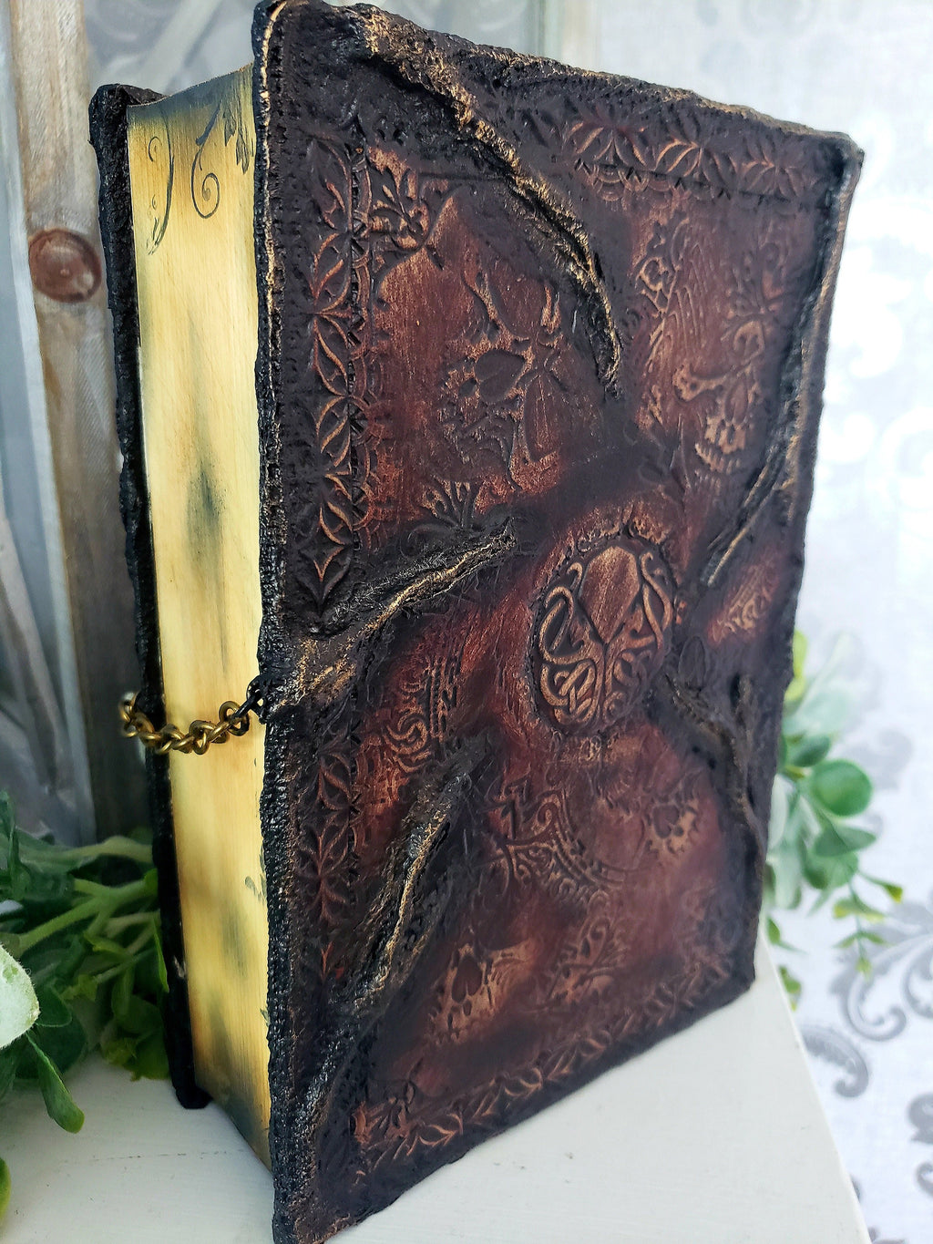 Necronomicon – Leather Collector’s Edition | Hand Tooled Lovecraft Book | Skull Emboss | Arcane Horror Tome