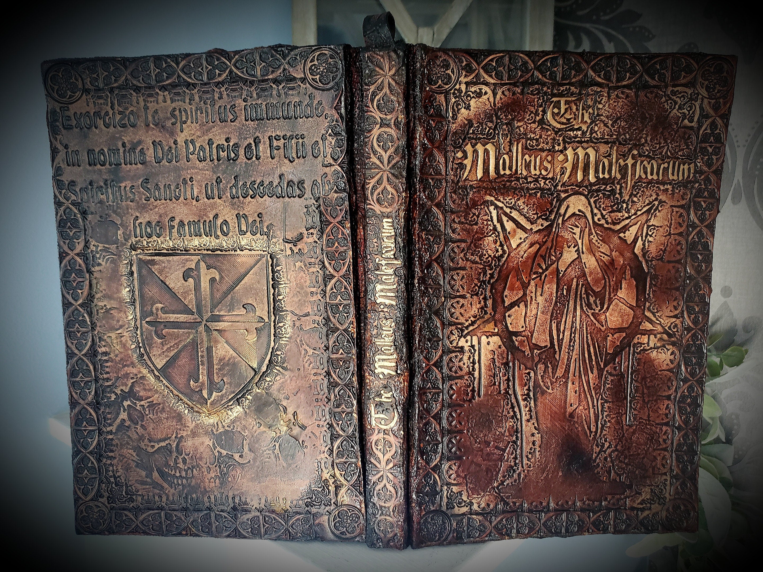 The Malleus Maleficarum – Hammer of Witches Leather Hardcover