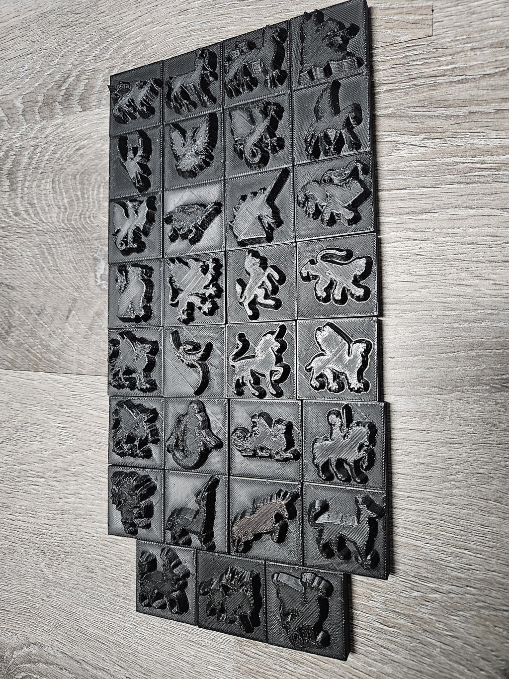 Leather Stamps 32 Heraldic Animals– Mythic Crest Collection for Leather, Clay & Crafting