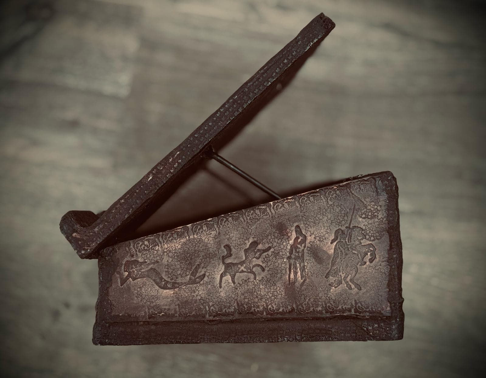 Narnia Book Stand | Dark Cherry | Leather Display & Reading Stand