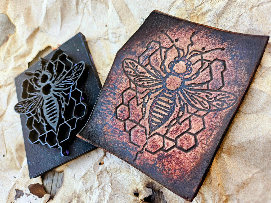 Artisan Bee Leather Stamp – Nature Emblem for Leather, Clay & Soap
