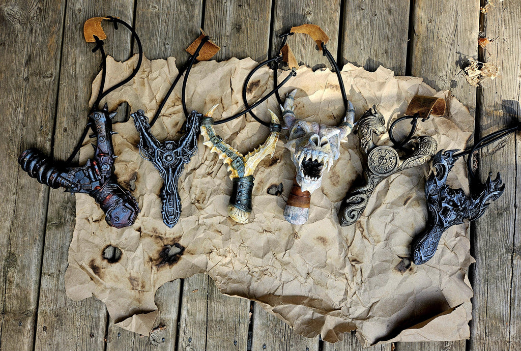 Mech Fang Slingshot – Fully Functional Biomechanical Sling | Cyberpunk Survival Slingshot | Gothic Tech Relic Catapult