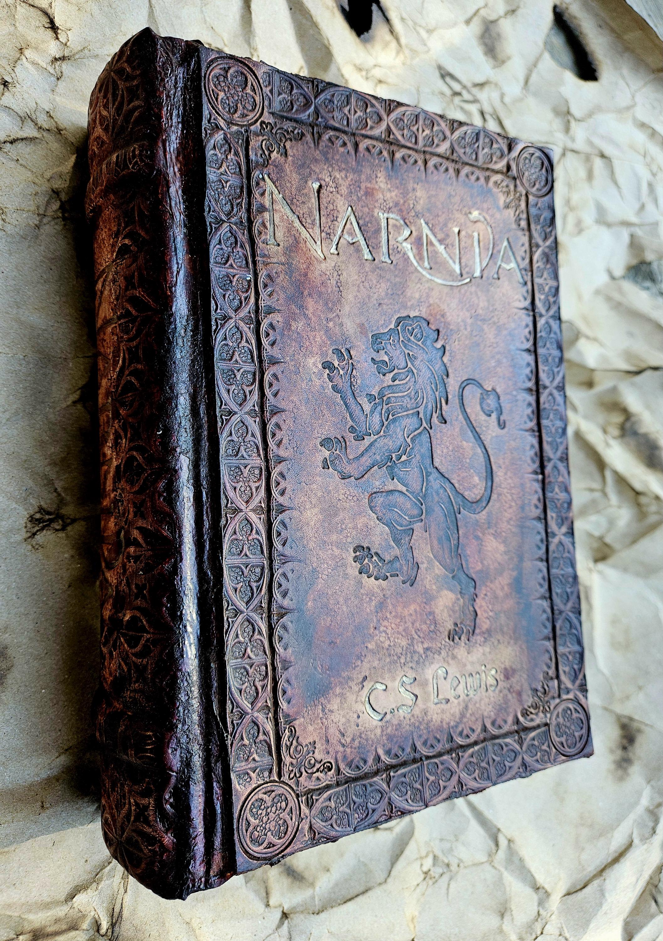 The Chronicles of Narnia – Leather Collector’s Edition | Hand-tooled Hardcover | C.S. Lewis