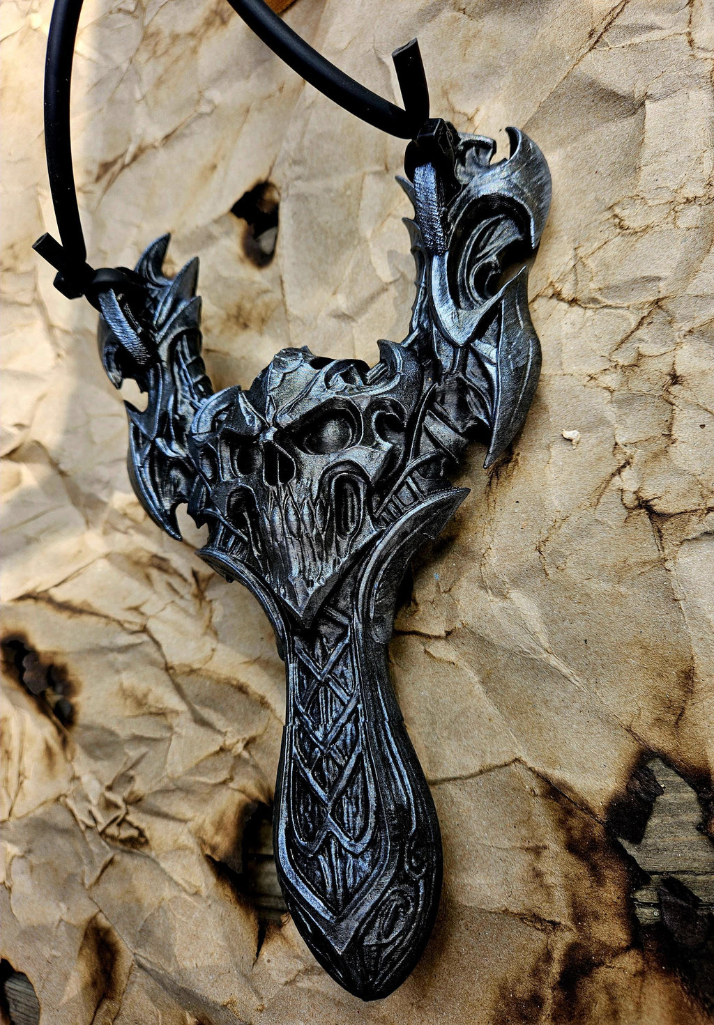 Dreadmaw Slingshot – Fully Functional Gothic Skull Sling | Dark Fantasy Survival Slingshot | Medieval Relic Catapult