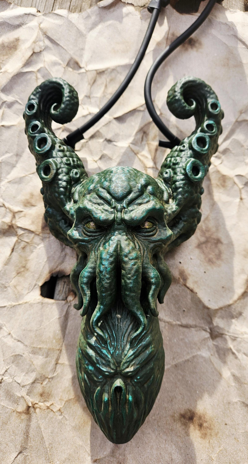 Leviathan Slingshot – Fully Functional Cthulhu Sea Monster Sling | Handmade Fantasy Weapon | Kraken Slingshot