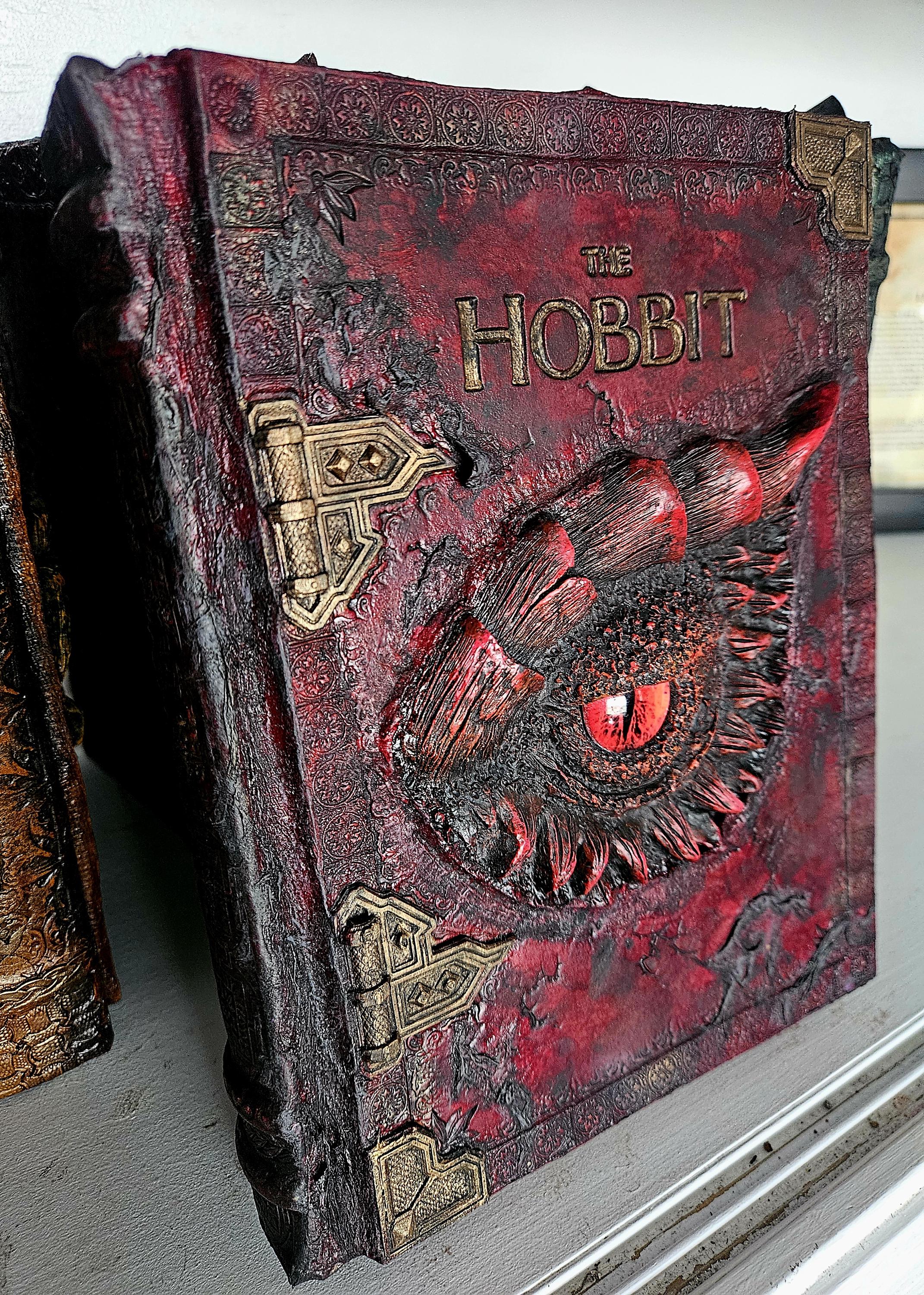 The Hobbit — Smaug Vault Edition | Recovered Relic of the Lonely Mountain