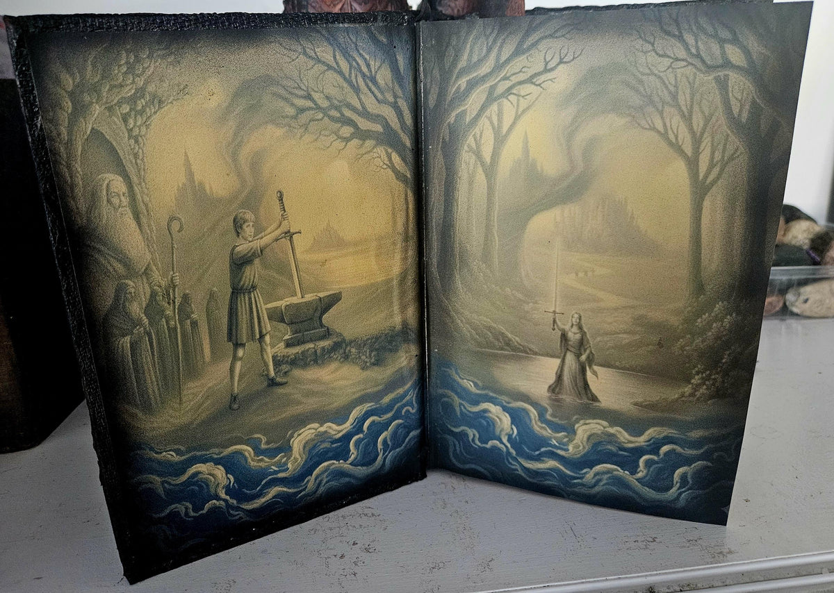 Illustrated endpaper — original supplied photograph, binding example